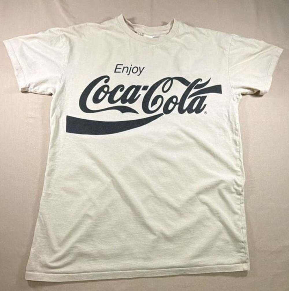 H&M Coca-Cola Enjoy Graphic T-Shirt Beige Men's Size Medium